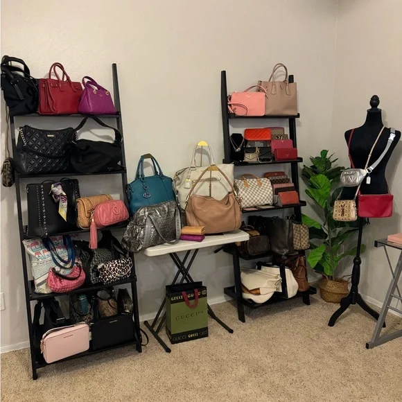 COPY - 🛑 🌵🏜️ 🛑 I’M LIVE!! SHARE‎ SHOW!! LIKE THIS LISTING TO KNOW WHEN I AM LIV… - Picture 5 of 12